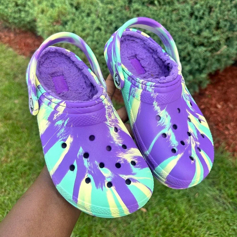 Crocs Kids' Classic Lined Marbled Tie Dye Clogs Little Kids Size J 3 Sandals